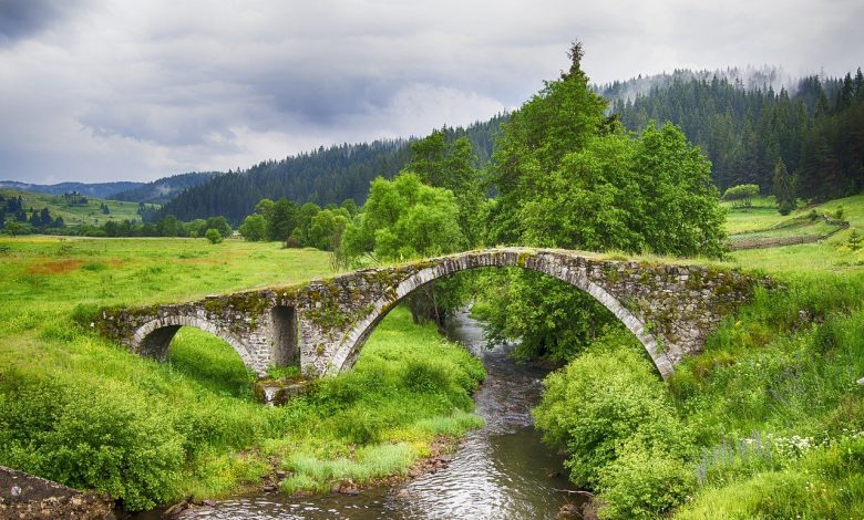 Мост от камък в сърцето на Родопите